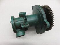 VOLVO PENTA D13 (SEAWATER PUMP)