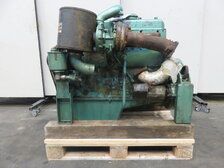 DAF 825