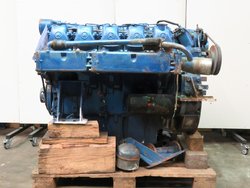 8008-3970-mercedes-om403-1.jpg