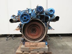 8008-3970-mercedes-om403-4.jpg