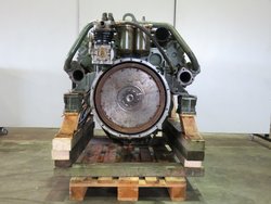 13165-4319-mercedes-om-424-2.jpg
