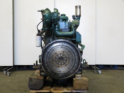 16569-4487-volvo-penta-tmd-100c-2.jpg