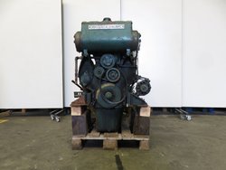 16568-4488-volvo-penta-tmd-100c-4.jpg