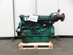 16306-4562-volvo-penta-tmd-121c-3.jpg
