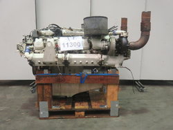 29814-11300-mercedes-om-424-1.jpg