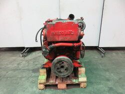 43692-12477-4.jpg