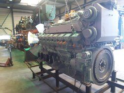 46903-12702-3.jpg
