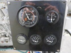 57286-13607-5.jpg