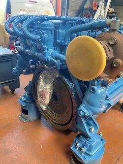 12v2000m61-3.jpg