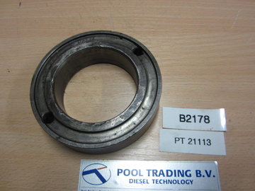 TWIN DISC MG-527 (ADAPTER, BEARING/B2178)