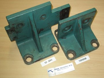 TWIN DISC MG-514 (GEARBOX MOUNT/1023038)