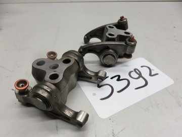 MWM 232 (ROCKERARM AND BRACKET)