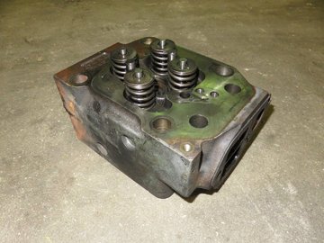 DEUTZ 616 (CYLINDERHEAD/12313228)