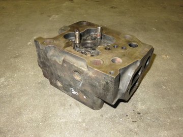 DEUTZ 616 (CYLINDERHEAD/12277754)