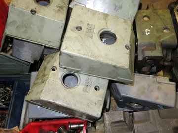 DEUTZ 616 (VALVE MECHAN.COVER/12312901)