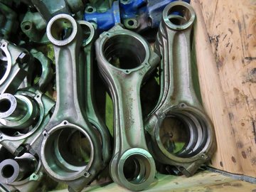 DEUTZ 616 (CONNECTING ROD/12213346)