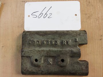 DEUTZ BF 716 (CYLINDERHEAD MOUNT/CASTINGNUMBER 4004353RY)