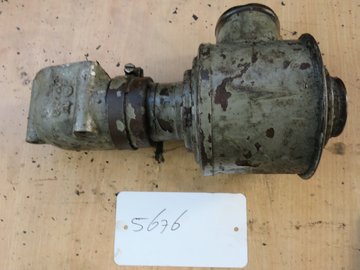 DEUTZ BF 716 (CARTER VENTILATION/CASTINGNUMBER 4004633)