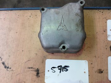 DEUTZ SBA M 816 (VALVE MECHANIC COVER/02159680/04054392)