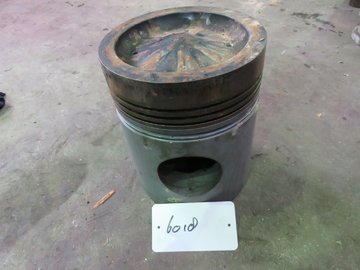 DEUTZ SBV M 628 (PISTON/04092826)