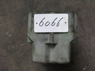 DEUTZ SBA 6M 628 (VALVE MECHANISM COVER/04077350)