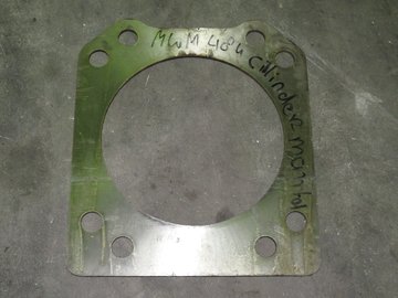 MWM 348/484 (CONNECTING PLATE FOR BEDPLATE AND CYLINDERHEAD)