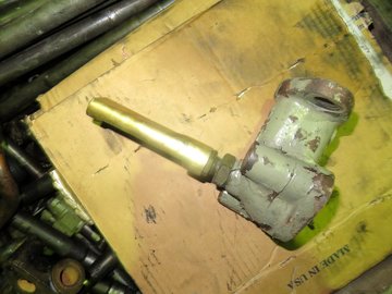 MWM 348/484 (COOLING WATER ELBOW (CYLINDER HEAD))