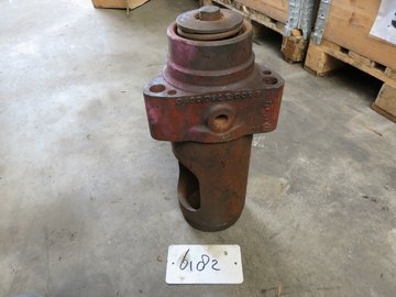 DEUTZ 500 (VALVE GUIDE/CASING NUMBER/650037600010/COMPLETE)