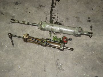 DEUTZ 545 (PNEUMATICAL START/STOP CYLINDER)