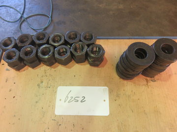 MWM TBD 440-6 (CLYINDERHEAD NUTS/WASHERS)