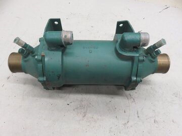 VOLVO PENTA TAMD122A (OIL COOLER HOUSING/837082)