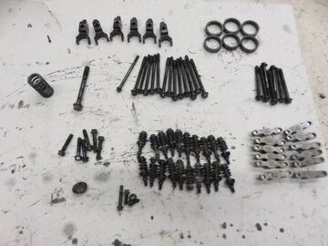 VOLVO PENTA D13B,D13C (CYLINDER HEAD PARTS/3183207)