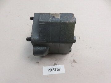TWIN DISC MG-5050 (OIL PUMP, RH/PX8757)