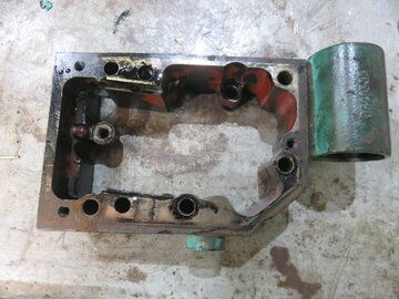 CUMMINS KTA50 G7 (ROCKER LEVER HOUSING/3629538)