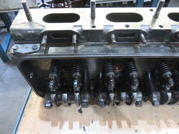 DETROIT DIESEL 6-71/12V-71(CYLINDER HEAD/5102770)