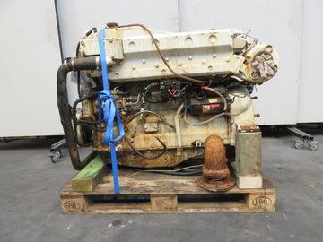 JOHN DEERE 6068 TFM 75