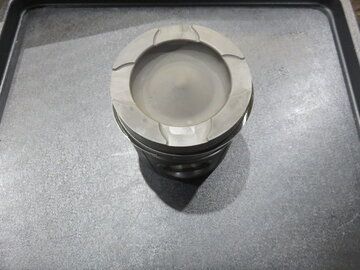 BAUDOUIN 12M26.3 (PISTON/15529171J/1002627289)