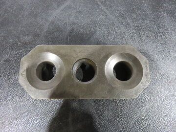 BAUDOUIN 12M26.3 (CLAMPING PLATE CYLINDERHEAD/ 15012130H-CW)