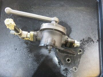 BAUDOUIN 12M26.3 (PRE LUBRICATING PUMP/ 16249875/ 16231533W)