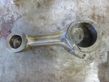 VOLVO PENTA 102/103 (CONNECTING ROD / 846731 )